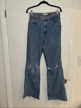 Zara Light Blue Vintage-Style Jeans